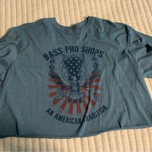 Bass Pro Shop cropped T-shirt